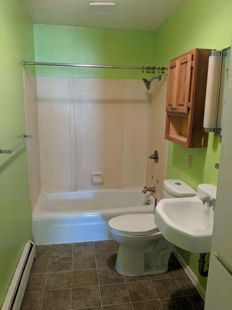 Bathroom before remodel